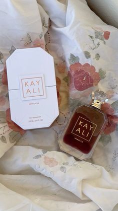 #kayali #perfume #vanilla #28 #huda #hudabeauty #vanillagirl #ugc #aesthetic Kayali Perfume Vanilla, Kayali Perfume, Ugc Aesthetic, Kayali Vanilla 28, Luxury Perfume Packaging, Kayali Vanilla, Perfume Vanilla, Jo Malone Perfume, Seductive Perfume