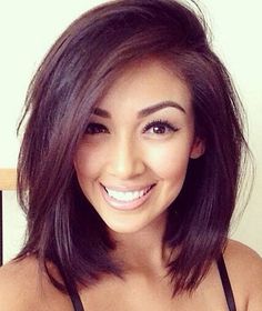 Perfect haircut. Really good option for thin type of hair. Edgy Bob, Layers Medium, Haircut Medium, Haircut Straight, Fishtail Braid, 2015 Hairstyles, Hair Medium, Round Faces