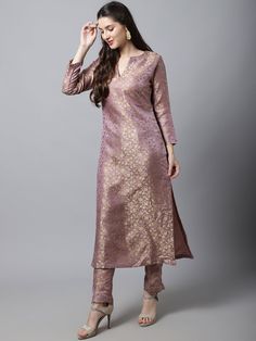 Women's Lilac Charm Brocade Straight Kurti With Straight Pants - Anokh – Trendia Brocade Indian Outfits, Benaras Kurti Designs Latest, Latest Design Of Suits, Suit Set Designs Latest, Brocade Churidar Designs, Latest New Patterns Kurti Designs, Indian Latest Suits Trends, Suit Set Women Outfit Indian, New Kurti Designs 2024 Latest Party Wear