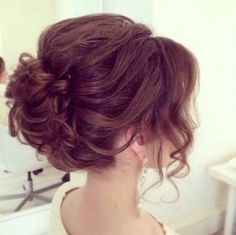 28 Prettiest Wedding Hairstyles Every Bride Should Consider. To see more: http://www.modwedding.com/2014/10/03/28-prettiest-wedding-hairstyles-every-bride-consider/ #wedding #weddings #hairstyle Woman Hairstyles, Hair Done, Trendy Hair Color, Updo Hairstyles, Retro Hairstyles, Short Hair Updo, Trendy Hairstyles