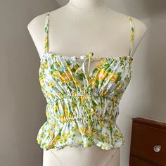 Faithful The Brand Ff2067 Oracia Top Morello Floral Print I Got This As A Gift, It Just Didn’t Look Right On My Frame. Lemon Print Summer Tops, Summer Vacation Tops With Lemon Print, Beach Cotton Tops With Lemon Print, Vacation Sleeveless Tops With Lemon Print, Sleeveless Tops With Lemon Print For Vacation, Fitted Summer Tops With Lemon Print, Summer Tops With Lemon Print For Vacation, Summer Lemon Print Tops For Vacation, Fitted Lemon Print Summer Tops