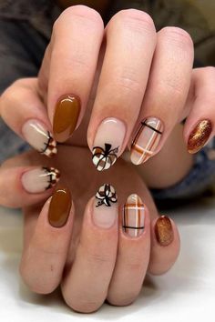 Halloween Almond Shape Nails, Thanksgiving Nails Short Square, Fall Luminary Nails, Fall Nails With Pumpkins, Square Fall Nail Designs, Fall Themed Nails Autumn, Halloween Nail Designs Acrylic, Fun Fall Nail Designs, Harvest Nails