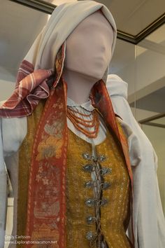 Lithuanian Traditional Clothing, Lithuanian Folk Costume, Baltic Culture, Croatian Style, Museum History, Clothing Reference, National Clothes, Vilnius Lithuania