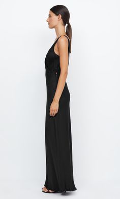 The Adore V Maxi Dress is cut on the bias from a twill fabric that skims over the body creating a flattering silhouette. The dress features front and back v-neck wrap detailing and a gathered blouson bodice before falling into a straight elegant skirt. Bec Bridge, Prom Dress Shopping, Elegant Skirt, Neck Wrap, Brides And Bridesmaids, Twill Fabric, Black Maxi Dress, Bridesmaid Dress, Long Tops