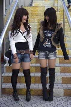 Gyaru Fashion Casual, Subtle Gyaru Outfits, Where To Buy Gyaru Clothes, Simple Gyaru Outfit, Rokku Gyaru Fashion, Gyaru Outfit Ideas, Gyaru Clothes, Only For Girls, Windows Photo