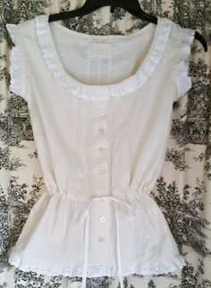 Handmade Victorian-Type Vintage Style Chemise/Summer top Feminine Fitted Cotton Lace Top, Summer Cotton Lace Blouse, Summer Cotton Lace Top Blouse, Fitted Feminine Cotton Lace Top, Summer Short Sleeve Boho Tops, Feminine Cotton Lace Top With Lace Trim, Summer Cotton Lace Top With Lace Trim, Cream Cotton Lace Top With Lace Trim, Casual Cotton Lace Top For Summer