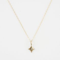 INEZ NECKLACE - FASHION JEWELRY | VICTORIA BEKERMAN Classy Personality, 4 Point Star, Star Pendant Necklace, Tiny Star, Star Pendant, Simple Design, Autumn Winter Fashion, Gold Chain, Gold Chains