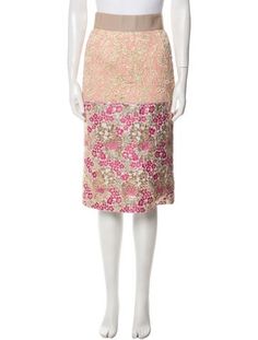 Dolce & Gabbana SkirtMetallic & PinkFloral PrintZip ClosureFit:Skirts by Dolce & Gabbana typically fit true to size. Festive Spring Skirt, Festive Pink Skirt For Spring Season, Pink Festive Skirt For Spring, Festive Pink Skirt For Spring, Festive Fitted Pink Skirt, Festive Pink Fitted Skirt, Midi Pencil Skirt, Midi Skirt Pencil, Balenciaga City Bag