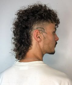 Modern Mullet Haircut, Mullet Fade, Mohawk Haircut, Curly Mohawk, Modern Mullet, Curly Mullet