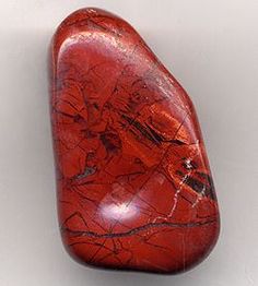 Red Jasper Meaning, Chakra Racine, Geology Rocks, Jasper Stone, Red Jasper, Red Stone, Gems And Minerals