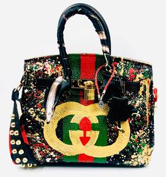 Personalized Designer-Style Handbag with Custom Painted Details Painted Handbag, Chic Scarf, Couture Nails, Chic Scarves, Bag Obsession, Custom Painted, Designer Style, Hermes Birkin, Accessories Unique