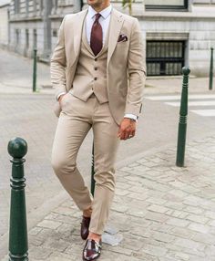 Beige Suits For Men, Costume Beige, Mens Wedding Suits, Men Suits Wedding, Cream Suit, Tan Suit, Suits Wedding, Suits Men Business, Beige Wedding