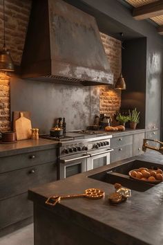 16 Industrial Chic Kitchen Cabinet Ideas for a Modern Edge Modern Rustic Kitchen Cabinets, Industrial Kitchen Ideas, Kitchen With Brick Wall, Concrete Cabinets, Kitchen Hood Ideas, Modern Rustic Kitchen, Industrial Chic Kitchen, Rustic Industrial Kitchen, Kitchen Cabinet Ideas