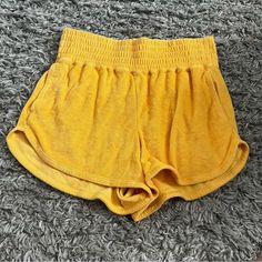 Abercrombie And Fitch Dolphin Hem Terry Shorts Size Medium Never Worn Stretch Cotton Yellow Shorts, Yellow Stretch Cotton Shorts, Yellow Casual Shorts For Loungewear, Casual Yellow Shorts For Loungewear, Casual Yellow Cotton Pajama Shorts, Yellow Bottoms With Elastic Waistband, Short Length, Yellow Bottoms With Built-in Shorts And Relaxed Fit, Yellow Bottoms With Built-in Shorts, Relaxed Fit, Black Chino Shorts