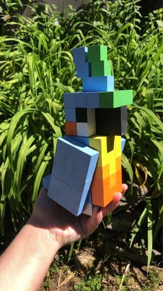 light blue multicolor woodenblock minecraft parrot Wooden Block Minecraft, Minecraft Parrot, Minecraft Shop, Minecraft Update, Minecraft Creative, Build Minecraft