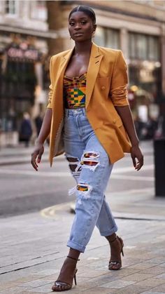 Afrocentric Fashion, Ideal Closet, Trendy Streetwear, Corset Bustier, Women Street, Prom Outfits, Fantasy Dress, Black Women Fashion, 2023 Fashion