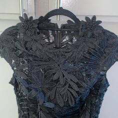 This Dress Is A Beautiful Black Lace The Slip Can Come Off To Wear Something Different Underneath Has A Bit Of Tulle Around The Bottom Hem Teri Jon, Black Lace Dress, Something Different, Size 8 Dress, Black Lace, Lace Dress, Colorful Dresses, Womens Dresses, Lace