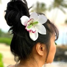 Always designed in Hawaii at Lavahut! Ear Love Cattleya Orchid Flower Blossom  #bridalhair #hairaccessories #madewithlove #tropicalhairclip #madeinhawaii #hawaiianhair #designedinhawaii #flowerhairclip #flowerclip #hairclip Tropical Orchid, Flower Bun, More Than Meets The Eye, Floral Hair Clip, Floral Accessories Hair, Flower Comb