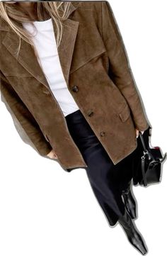 90s Winter Style, Meet The Parents Outfit, Suede Jacket Outfit, Suede Blazer, Italy Outfits, Brown Suede Jacket, Brown Jacket, Mode Inspo, Looks Chic