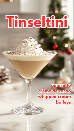 Tinseltini Recipe Holiday Dessert Cocktails, New Years Martini Recipes, Chocolate Baileys Cocktail, Christmas Drinks Alcohol Recipes Tequila, Creamy Holiday Cocktails, Baileys Martini Recipes, Baileys Christmas Drinks, Bourbon Cream Cocktail, Drinks With Baileys Irish Cream