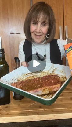 Rose Reisman on Instagram: "Letting you in on my secrets to a great steak…including baking soda!🥩

Would you try this? Have you tried this method? Any steak tips of  your own? Let me know in the comments. Instructions ⬇️ 

1. Pierce 1 lb steak, add crushed garlic, 3 tbsp oil, 1 tbsp soy sauce, 2 tsp Worcestershire sauce, ¾ tsp baking soda – rub all over.
2. Let marinate about 30 minutes to an hour. Cook to your preference. 
.
.
.
#rosereisman #rosetip" Homemade Marinade, Eat On A Budget, Beef Steak Recipes, Popcorn Balls, Yum Recipes, Soda Recipe, 50k Views, How To Cook Beef, Famous Recipe