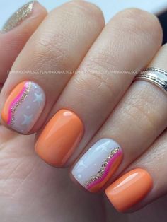 short coral and white nails with star designs Coral Acrylic Nails, Uñas Color Coral, Coral Nail Art, Coral Nails With Design, Posh Nails, Coral Nails, Manicure Gel, Blush Nails