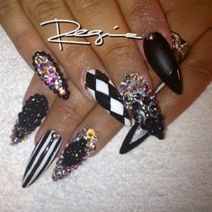 . Gold Glitter Nails, Punk Nails, Modern Nails, Pointed Nails, Nail Candy, By Regina, Luxury Nails, Unique Nails