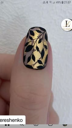 Nail Polish Art Designs, Booming Business, Manicured Nails, Foil Nail Art, Small Nails, Beauty Nails Design, Nail Art Designs Diy, Nails Salon