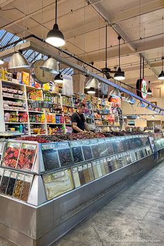 Grand Central Market in LA Shopping In Los Angeles, California Itinerary, Los Angeles Itinerary, Bradbury Building, Grand Central Market, The Last Bookstore, Things To Do In La, Visit Los Angeles, Places In California