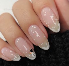 New Year Nail Art Designs, Snowy Nails, Nails Snow, Snowman Nail Art, Snow Nails, Snowman Nails, Easter Nail Designs, Cute Simple Nails, Christmas Nails Easy