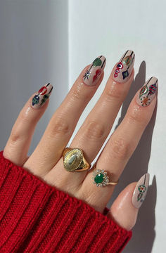 Festive Nails Christmas, Xmas Nail Designs, Different Color Nails, Festive Nail Designs, Bright Red Nails, Dark Red Nails, Cute Short Nails, Red Christmas Nails, Solid Color Nails