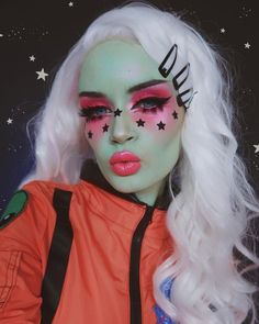 Spooky Halloween Makeup, Makeup Zombie, Space Babe, Meme Costume