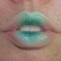 Ramshackle Dorm, Mint Palette, Mint Aesthetic, Funky Makeup, Oh My Goddess, Smink Inspiration, Dope Makeup, Lip Art, Editorial Makeup