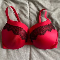 - Color: Red W/ Black Lace - Brand New, Worn Once Elegant Red Bra With Lace Trim, Elegant Red Bra Partially Lined, Elegant Red Partially Lined Bra, Elegant Red Victoria's Secret Bra, Beautiful Bra, Pretty Lingerie, Bra Shop, Push Up Bra, Women's Intimates