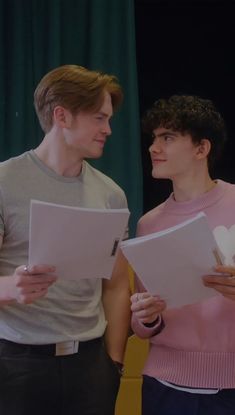 Kit and Joe <3 Kit And Joe, Charlie Spring, Alice Oseman, Casting Kit, Book Show, Next Chapter