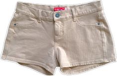 Y2k Style Mid-rise Cotton Shorts, Y2k Mid-rise Cotton Shorts, Y2k Style Stretch Cotton Shorts, Trendy Beige Jean Shorts With Pockets, Beige Cotton Y2k Style Bottoms, Beige Cotton Jean Shorts With Pockets, Y2k Style Beige Bottoms For Spring, Y2k Beige Summer Bottoms, Beige Cotton Jean Shorts