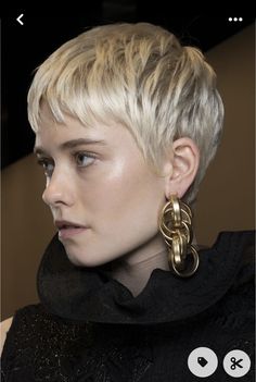 2022 Image, Short Haircut Styles, Very Short Hair, Girl Haircuts, Short Hair Color, Haircut And Color, Trending Haircuts, Short Blonde, Short Hair Haircuts