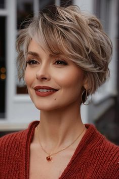 100 Pixie Haircuts For Older Women In 2024 With DIY Tips - Latest & Trendy Nail Designs Bronze Autumn, Gray Shag, Edgy Short Hair, Popular Haircuts, Haircut For Older Women, Penteado Cabelo Curto, Styling Cream, Short Hair Haircuts