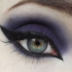 Pretty Zombie, Goth Eye Makeup, Eyeshadow Singles, Eye Model, Devil Makeup, Purple Goth, Scene Makeup, Indie Makeup