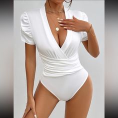 Nwot White Body Suit Super Stretchy Size S White Body Suit, White Bodysuit, Body Suit, Color White, Womens Tops, Women Shopping, White, Color