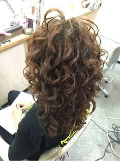 Long Curly Hair Ideas, Mrs Bella, Hair Inspiration Short, Hair Stylies, Curly Hair Routine