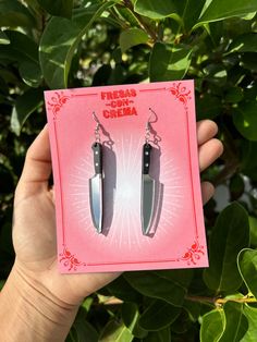 Silver mirrored knife earrings with black matte acrylic handle. Perfect for someone who loves to cook or a thriller/horror fan! Stainless steel silver hooks. Lightweight and made with laser cut acrylic. Update Wardrobe, Acrylic Earrings Laser Cut, Knife Earrings, Laser Cut Jewelry Acrylic, Crazy Earrings, Laser Projects, Paracord Beads, Earrings Acrylic, Laser Cut Earrings