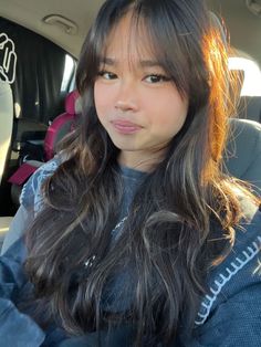 Wispy Bangs With Butterfly Haircut, Haircut Ideas Wispy Bangs, Wispy Bangs To The Side, Hair Cuts Ideas Bangs, Haircut Layers And Bangs, Butterfly Haircut Wispy Bangs, Pretty Asian Hair, Wispy Bangs Inspiration, Wispy Bangs With Layers Round Face