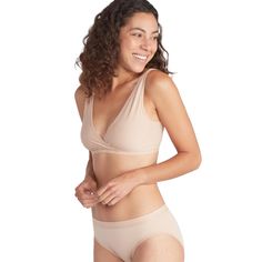 PRICES MAY VARY. Breathable Design - The perfect underwear for travel, the ExOfficio Women's Give-N-Go 2.0 Bralette is made with an ultralight breathable mesh fabric that supplies airflow to keep you cool on the beach, plane, or road tripping car; plus, it can be worn as a crossover v-neck or scoop neck, while lower cut neckline provides just-right coverage and low support for A-C cups Durable Performance - Comfortable, wear-friendly synthetic fabric ensures you get maximum use out of each pair Everyday Bra, New City, Synthetic Fabric, Sleepwear Women, We Wear, Crossover, Bralette, Scoop Neck, Bleach