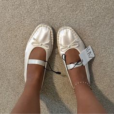 The Cutest Shoes Ever! Two Sizes Available 37 And 38. 37 Is A Us 6.5 The 38 Is A Us 7.5. I’m A 7 And I Wear The 38! Ships Same Day! White Ballet Flats For Summer, White Pointed Toe Ballet Flats For Summer, White Closed Toe Ballet Flats For Summer, Feminine Summer Ballet Flats With Almond Toe, Cream Slip-on Ballet Flats For Summer, Cutest Shoes, White Flats, Zara Shoes, Flat Color