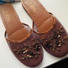 Stunning... Summer Wear Chinese Slippers, Embroidered Slippers, Brown Slippers, Romanticizing Life, Slipper Shoes, Nightgowns, Summer Wear, Night Gown, Me Too Shoes