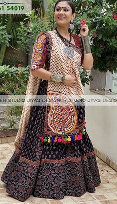 Ajrakh Chaniya Choli Designs, Ajrakh Dupatta Chaniya Choli, Tredisnal Chaniya Choli, Ajrakh Lehenga Choli, Ajrakh Chaniya Choli, Cotton Chaniya Choli Designs, Choli Blouse Design, Kerala Saree Blouse Designs, Chaniya Choli Designs