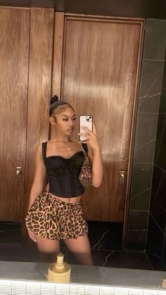 Leopard Outfit Black Women, Fly Outfits Women, Birthday Baddie Outfits, Vacation Outfits Women, Going Out Outfits, Dope Outfits