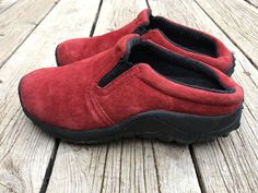 Size 6M Suede leather Shipped with USPS Priority Mail. Luxury Slip-on Leather Shoes With Red Sole, Slip On Mules, Red Suede, Ll Bean, Leather Slip Ons, Mule Clogs, Priority Mail, Suede Leather, Clogs