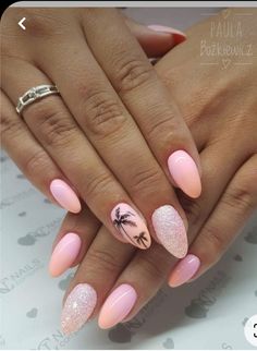 Simple Nails For Cruise, Light Pink Tropical Nails, Beach Nails Vacation Almond, Nail Designs Vacation Tropical, Pink Cruise Nails, Nails Inspiration Vacation, Hawaiian Nails Acrylic, Simple Tropical Nails, Flamingo Pink Nails